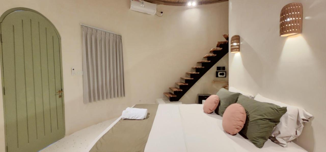 ホテル Tiu Oasis Lombok Kuta  エクステリア 写真