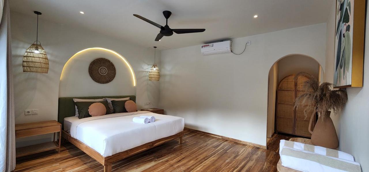 ホテル Tiu Oasis Lombok Kuta  エクステリア 写真