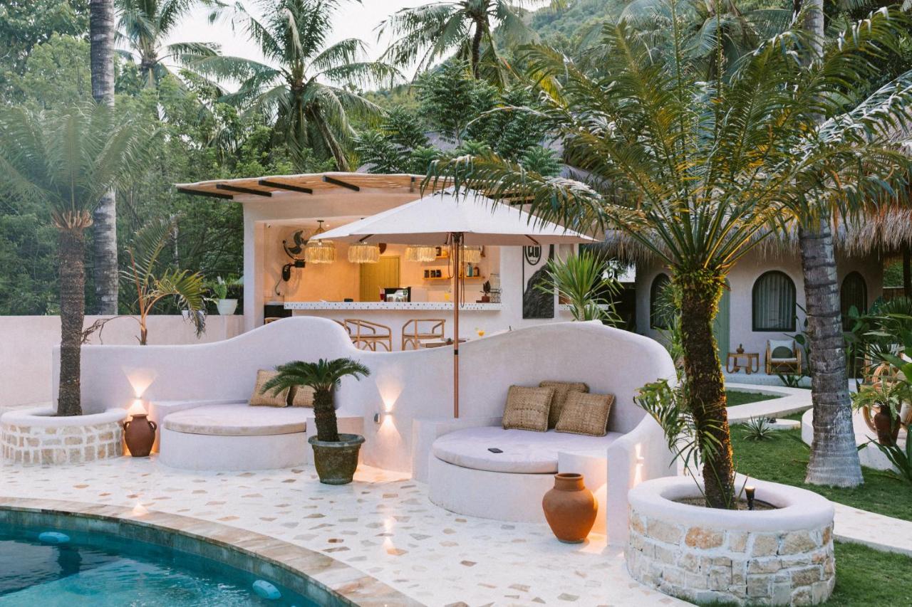 ホテル Tiu Oasis Lombok Kuta  エクステリア 写真